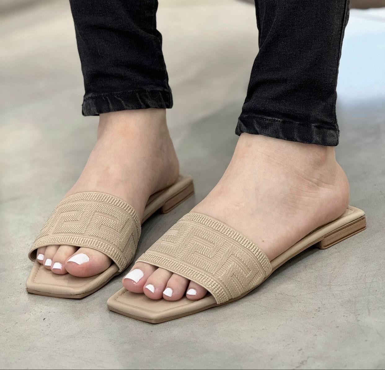 Planas | Ref. Fendi